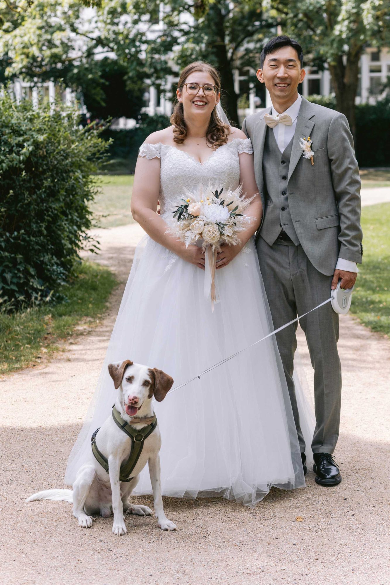 Hochzeitsfoto mit Hund